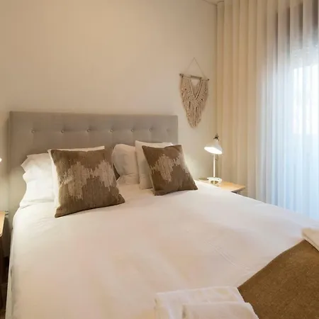 Lovelystay - Genuine Bonfim Balcony Flat פורטו