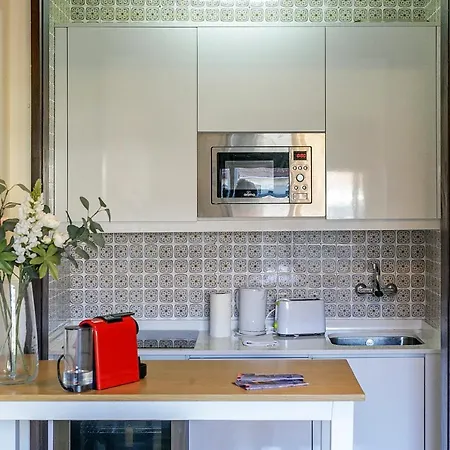 Lovelystay - Genuine Bonfim Balcony Flat Appartement *